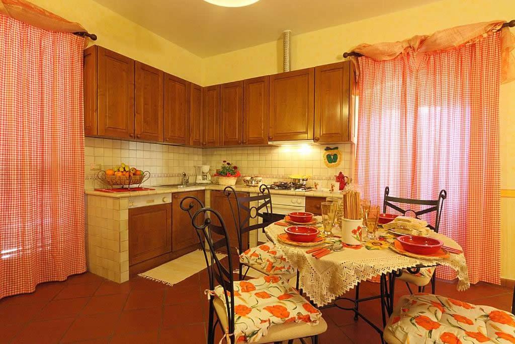 Casa Vacanze Casa Italia Lamporecchio Eksteriør bilde